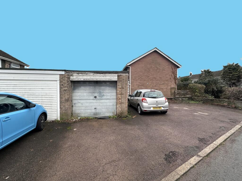 Shakespeare Close, Caldicot, Mon. NP26 4LN photo 2