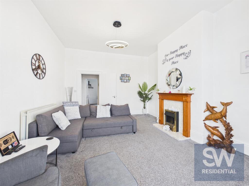 Apartment in Bridlington, East Riding of Yorkshire - View 2
