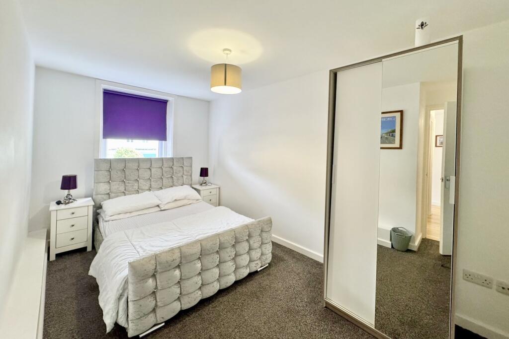 Christchurch Road, Bournemouth, BH1 - View 5