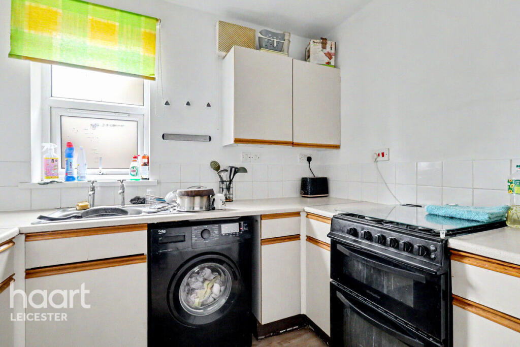 Main image of property: Fosse Road North, Leicester