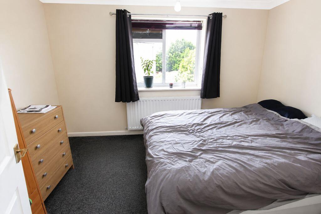 House in Northampton, Duston - View 4