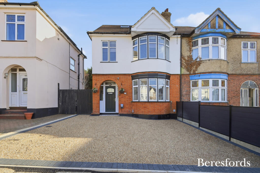 Main image of property: Lenmore Avenue, Grays, RM17