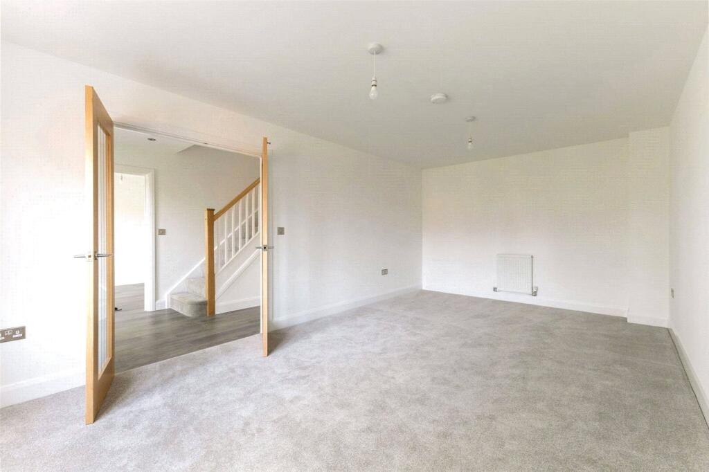 House in Stoke-on-Trent - View 5