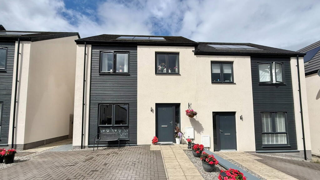 Main image of property: 43 Appin Drive, Inverness, IV2 7AL
