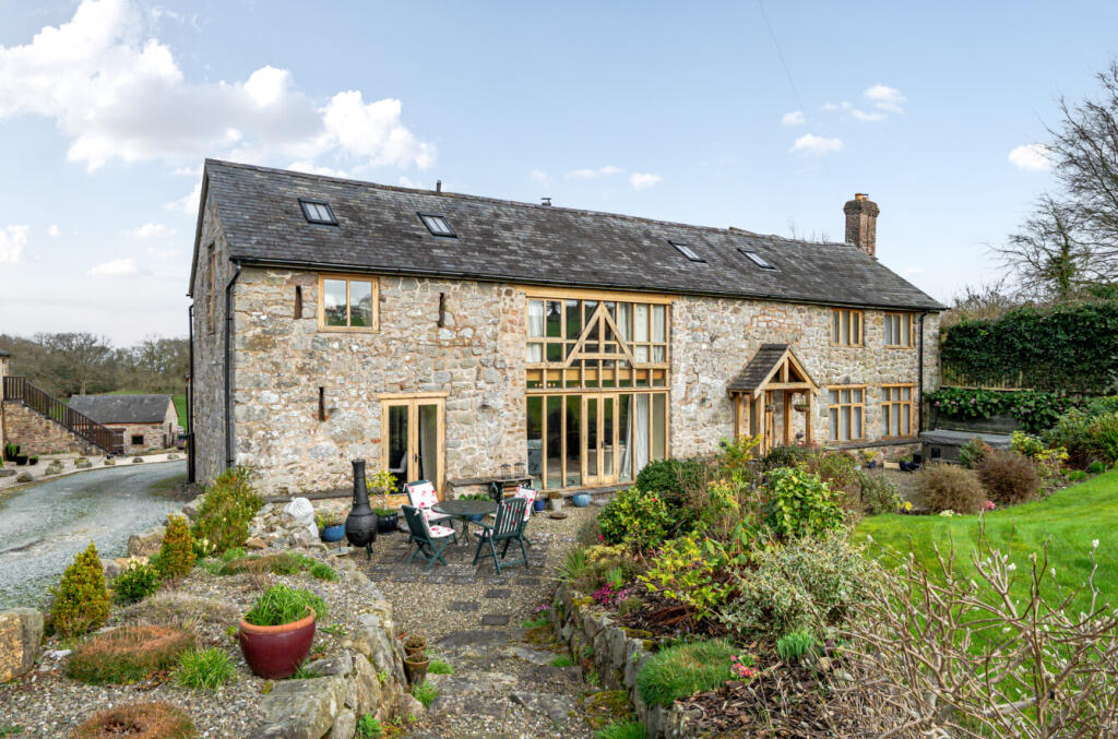 Main image of property: Oak Barn, Woodhill, nr Trefonen, Oswestry