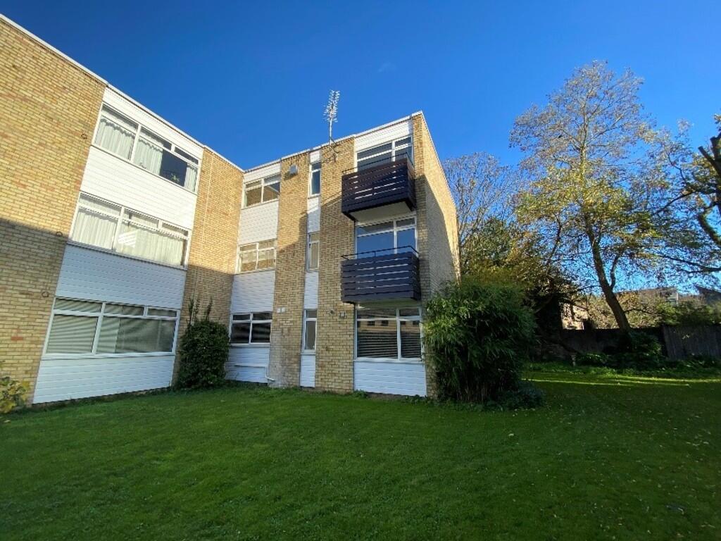 Main image of property: Chesterton Towers, Chapel Street, Cambridge