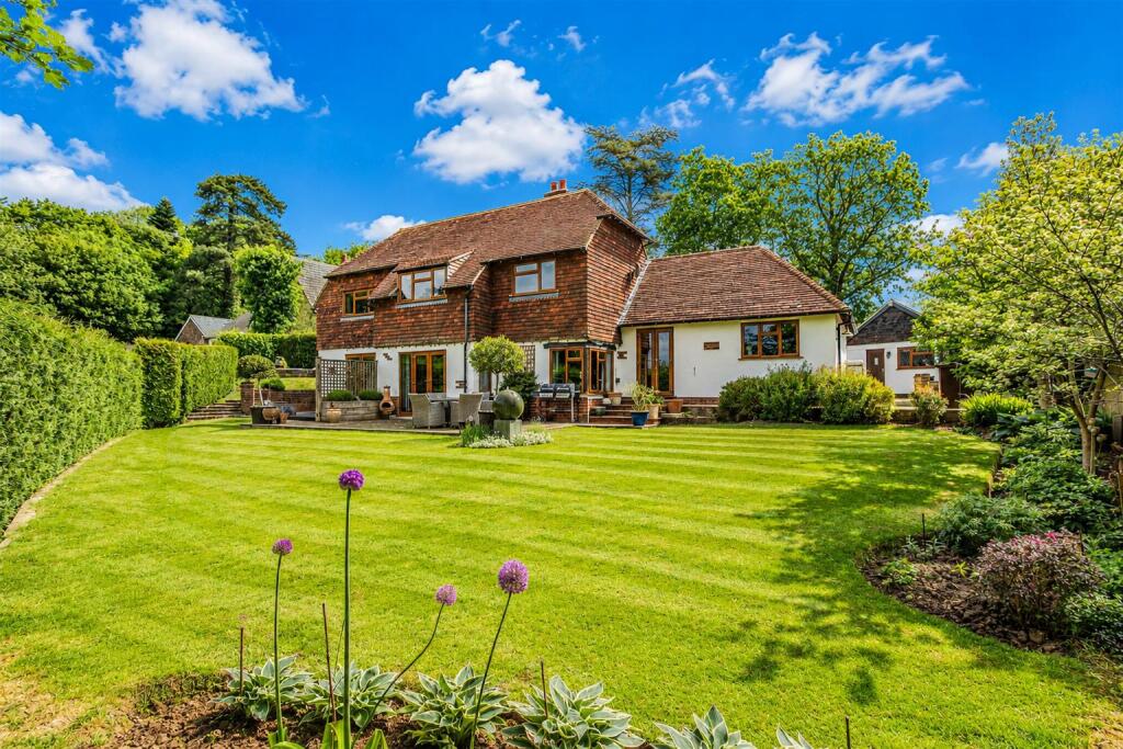 House in Tonbridge - View 3
