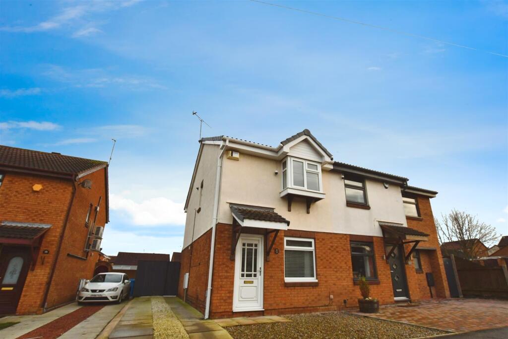 Main image of property: Howdale Road, Hull
