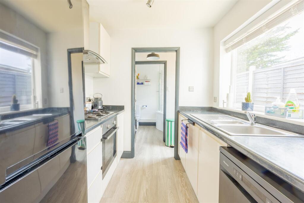 House in Lowestoft, Pakefield - View 5