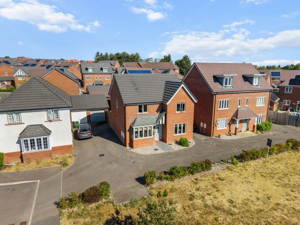 Main image of property: #WelcomeHome to 5 Lynbrook Close, St. Johns, Worcester, WR2