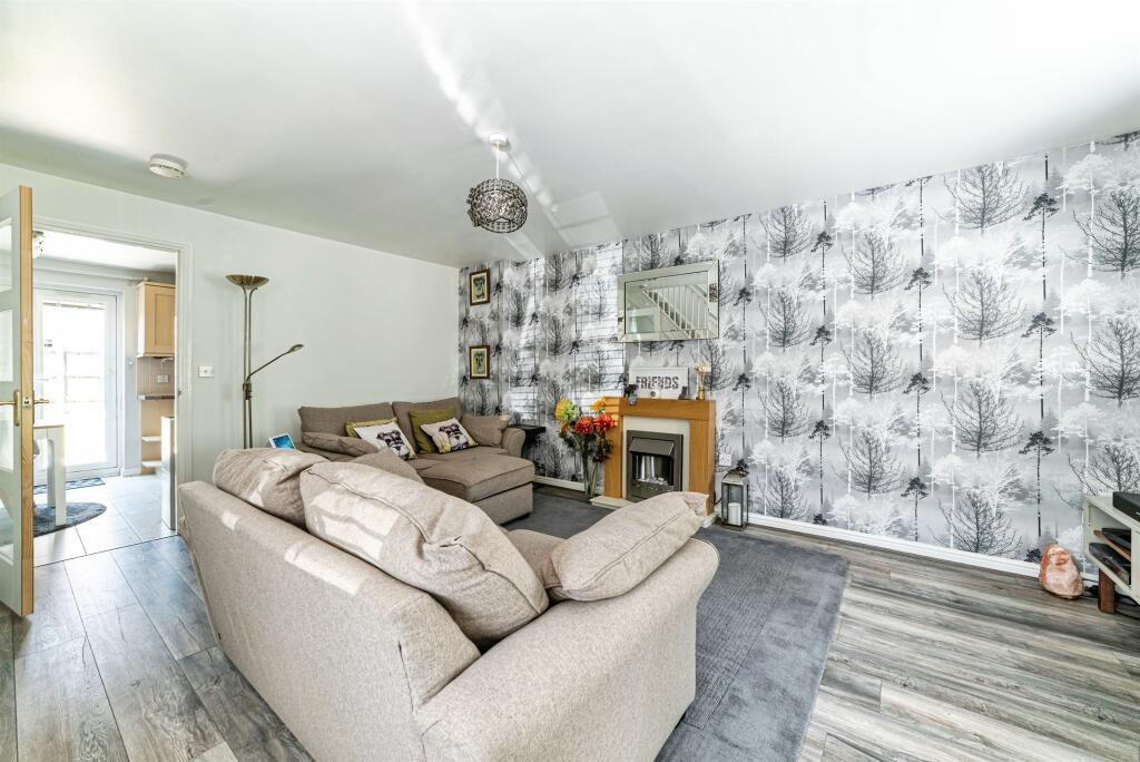 House in Basingstoke and Deane, Basingstoke - View 4