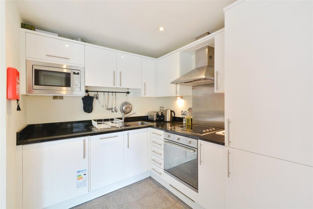 Main image of property: Long Lane, 
Borough, SE1