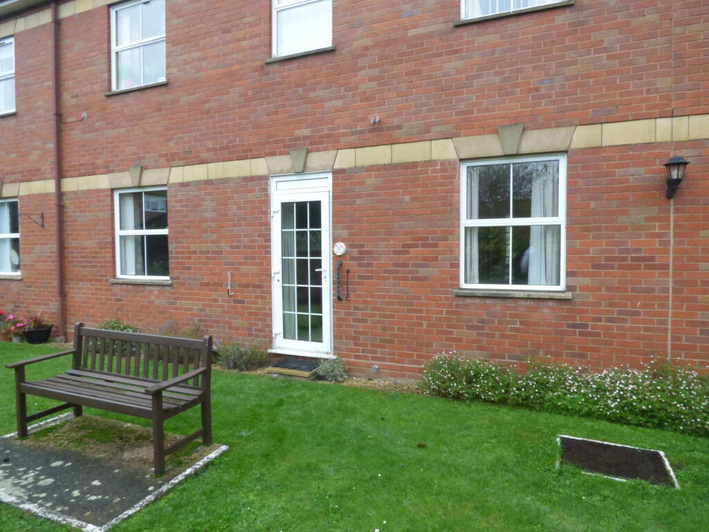 Barnards Green Road, Malvern, Worcestershire, WR14 photo 2