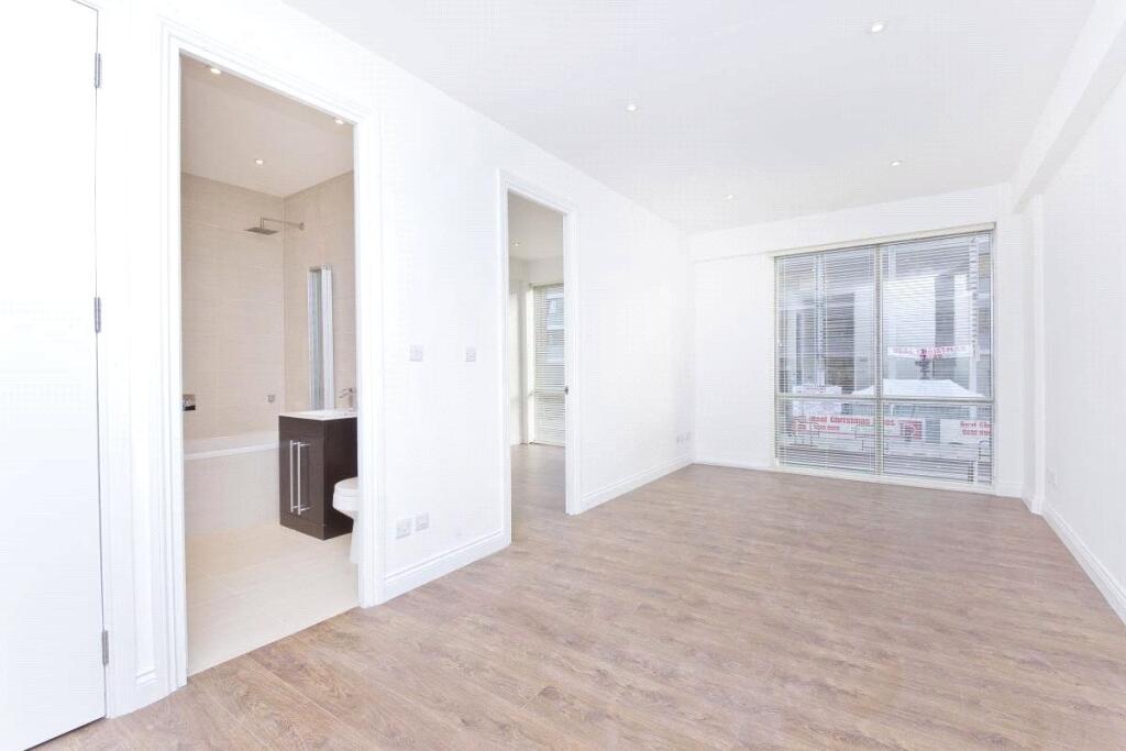 Main image of property: Kingsland Road, London, E8