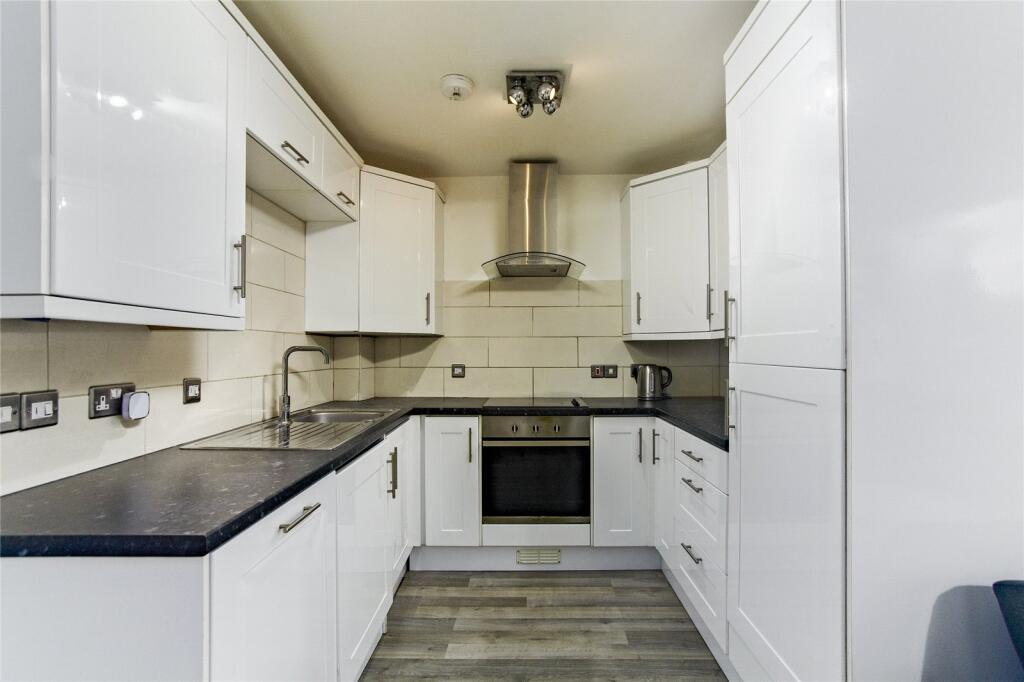 Apartment in London - View 3