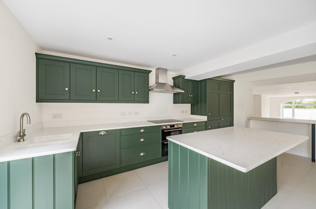 House in Peasedown St. John, Bath and North East Somerset - View 4