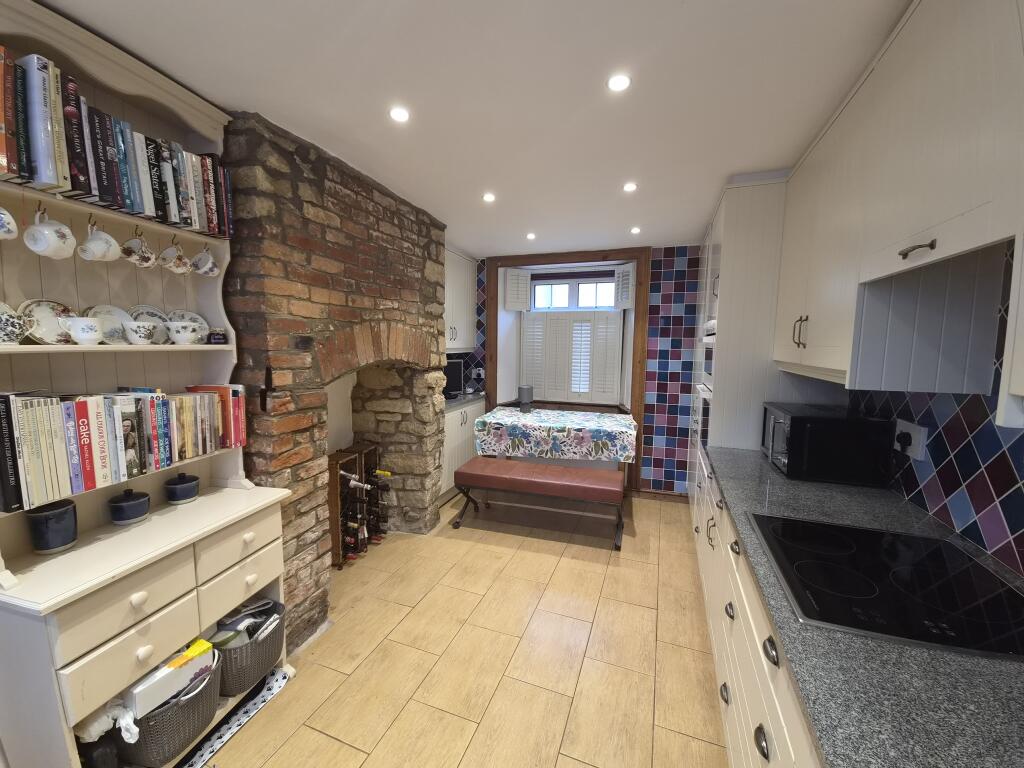 House in Dorchester - View 3