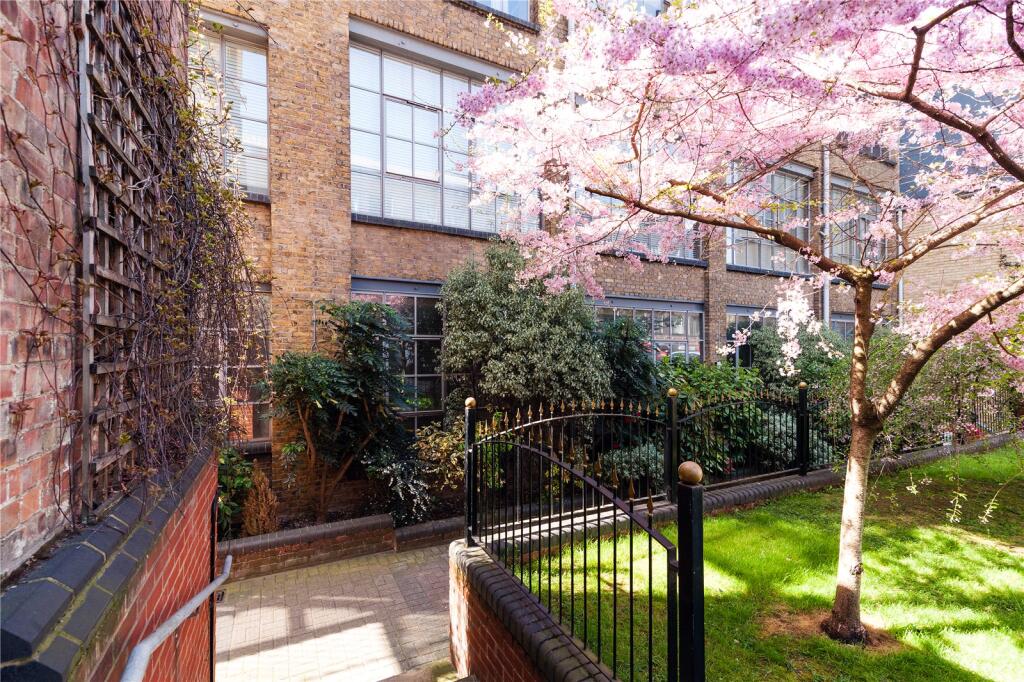 Apartment in London - View 4