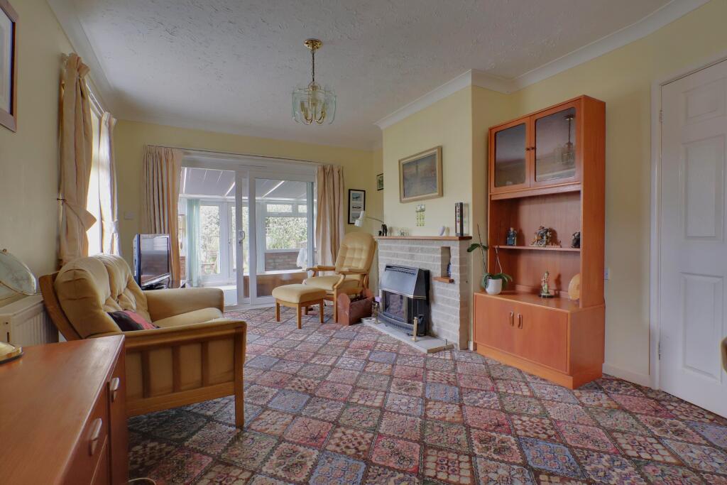 Springfield Close, Bedhampton, Havant photo 3