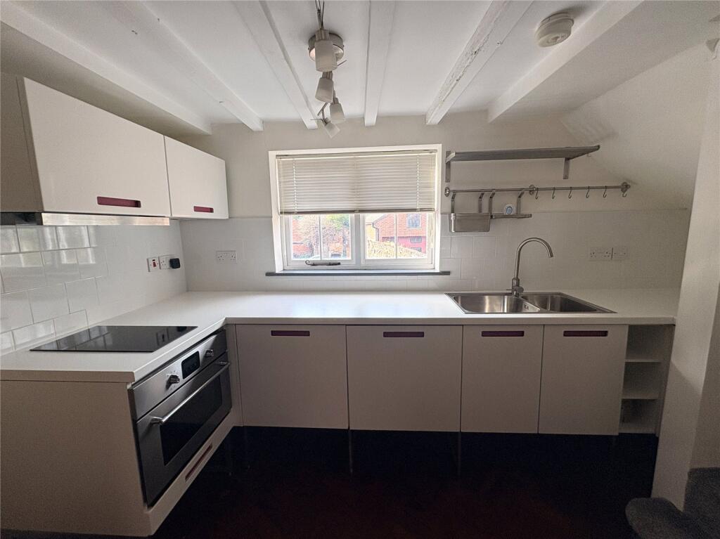Millgate, Newark, Notts, NG24 - View 2