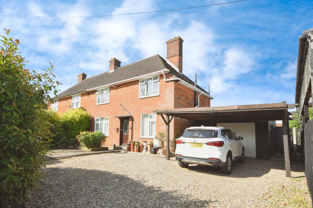 Main image of property: Cressing Road, Braintree
