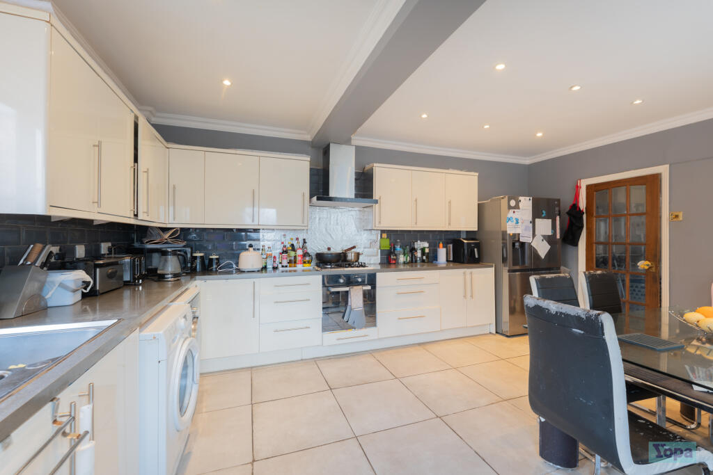 House in Wirral, Liverpool City Region - More