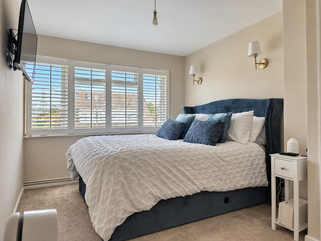 House in Canterbury - View 5