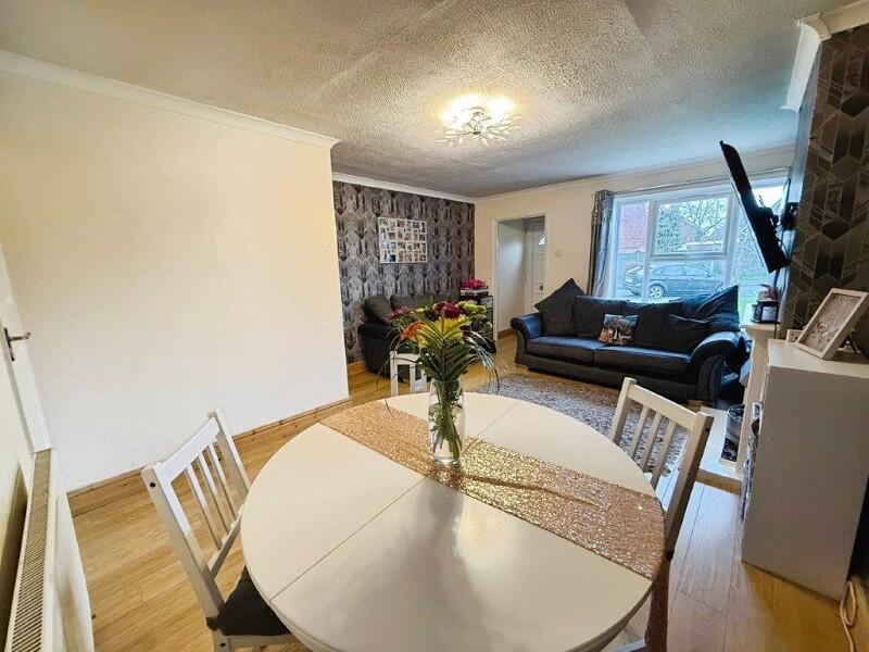 Hardwick Crescent, Syston, Leicestershire. LE7 1NY photo 4