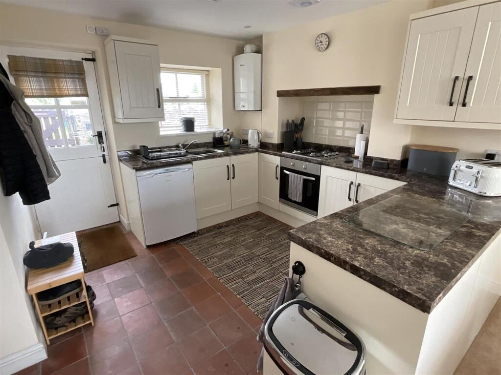 3-bed detached on Llanbeblig Road, Caernarfon, £210,000