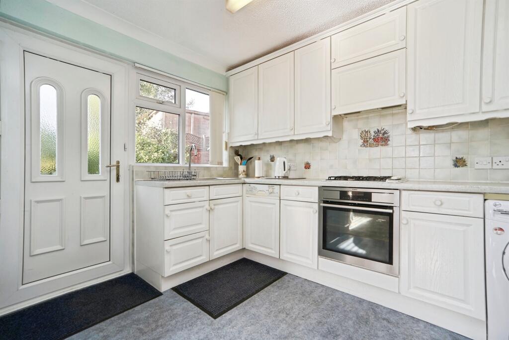 House in Bradford - View 5
