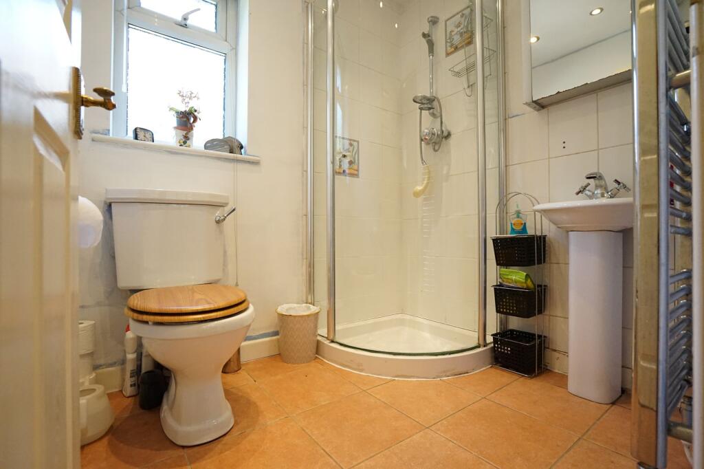 Gawsworth Avenue, East Didsbury, M20 photo 4