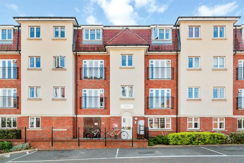 Main image of property: School Gate Drive, Morden