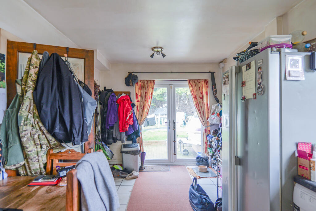 House in Ewloe Green, Aston Park, Hawarden - View 5