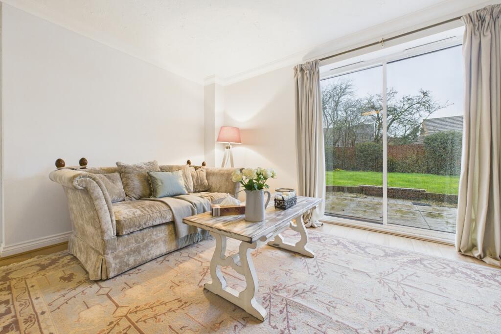 Creed Road, Oundle, Northamptonshire, PE8 photo 2