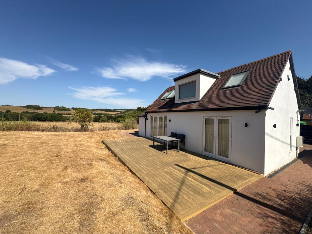 Main image of property: Reading Road, Lower Basildon, Reading, Berkshire, RG8