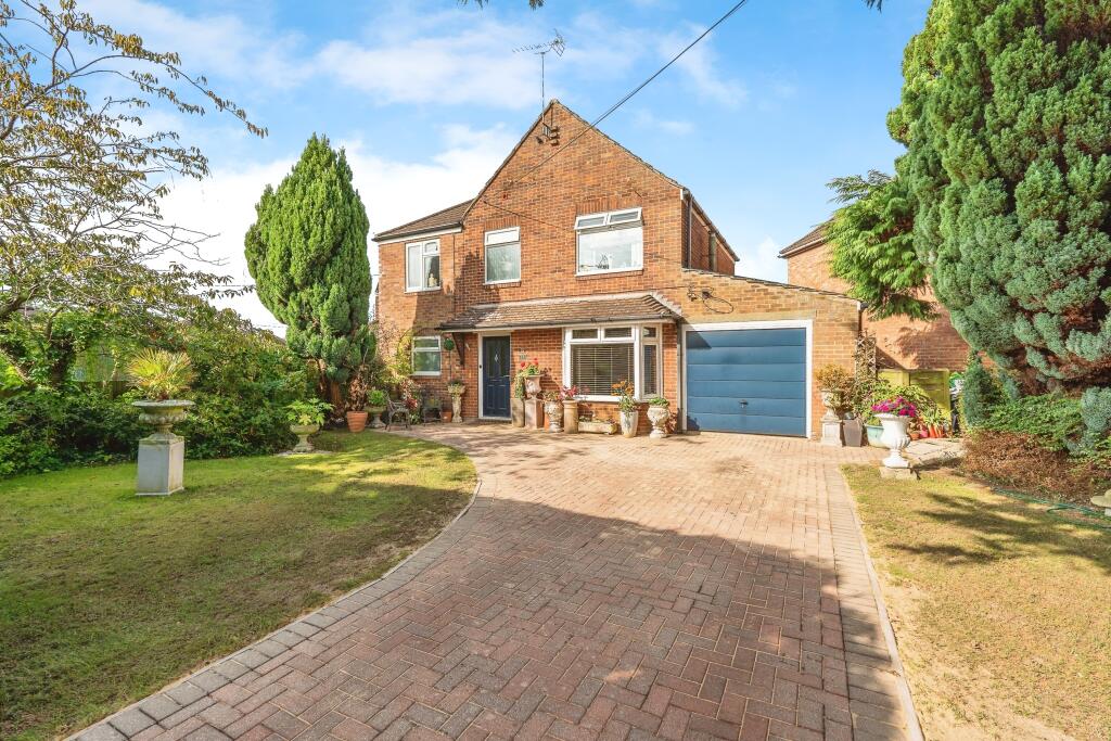 Main image of property: Salisbury Road, Totton, Southampton, Hampshire, SO40