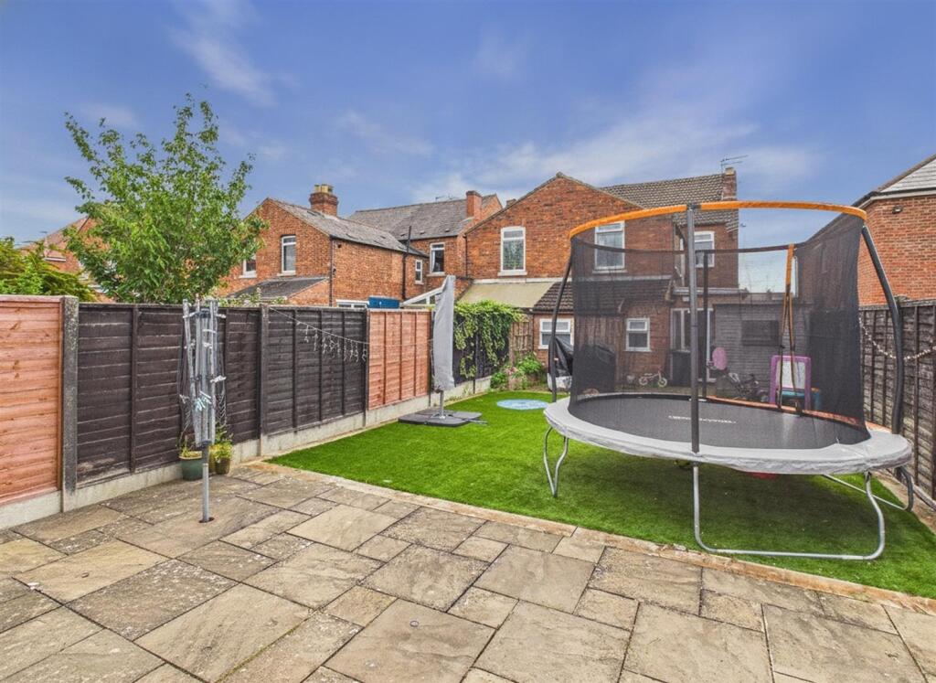 House in Gloucester, Gloucestershire - View 4
