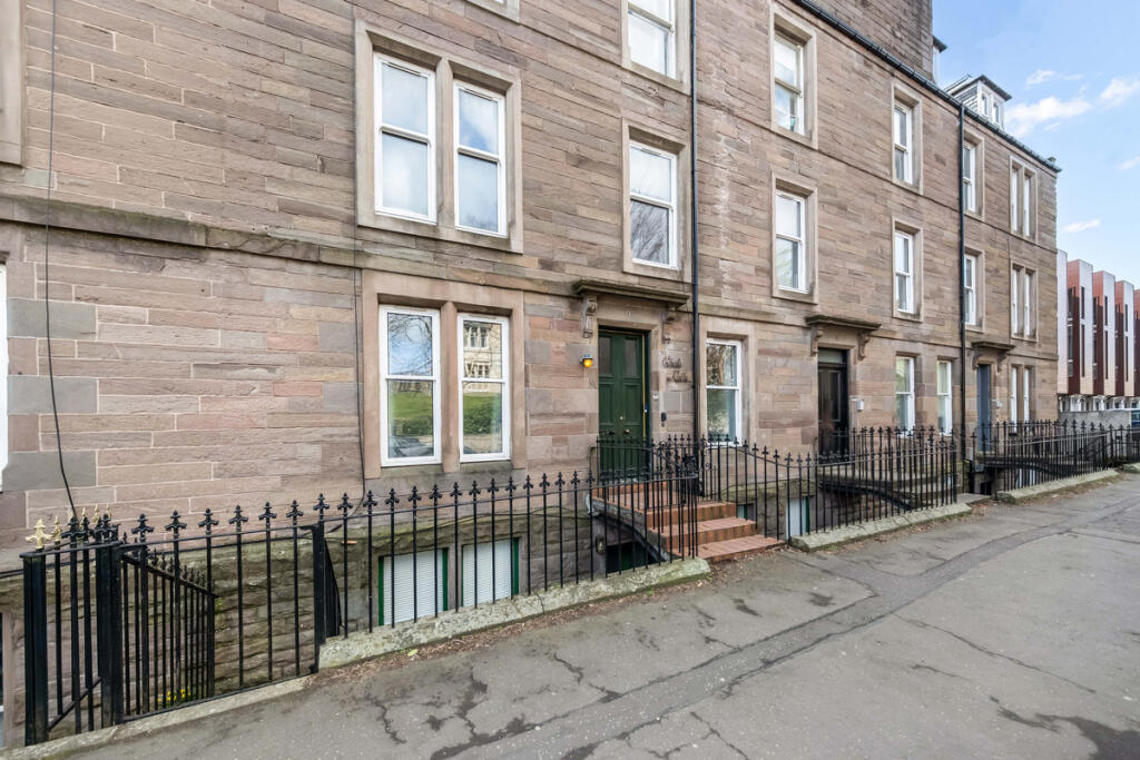 Main image of property: Perth Road, Dundee, DD2 1