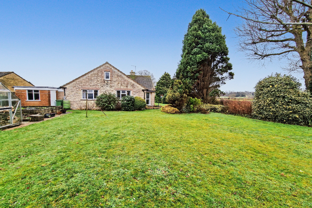 Meadow View, East Coker, Yeovil, Somerset, BA22 9LH - View 2