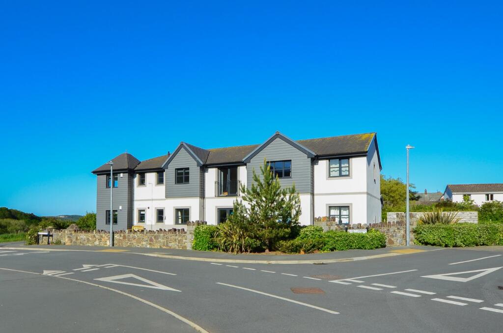 Main image of property: Lon Y Dderwen, Conwy, LL32