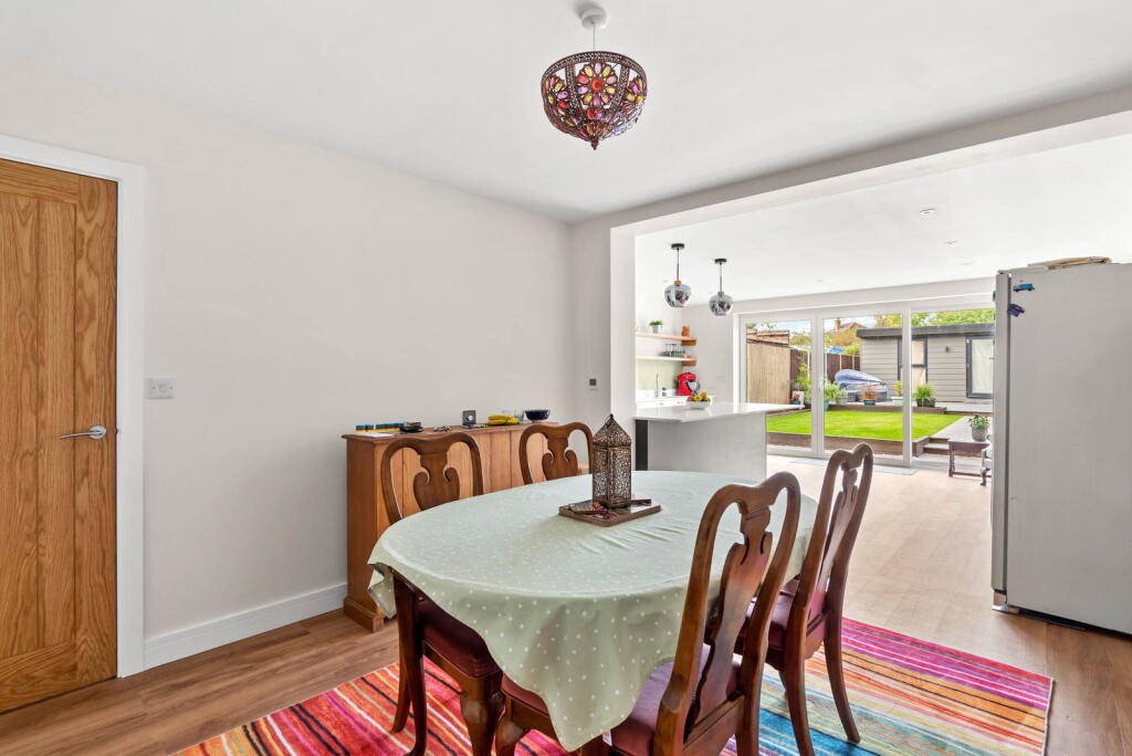 House in Worcester - View 5
