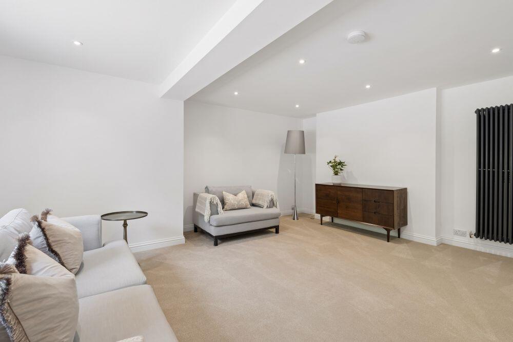 House in Stevenage - View 5