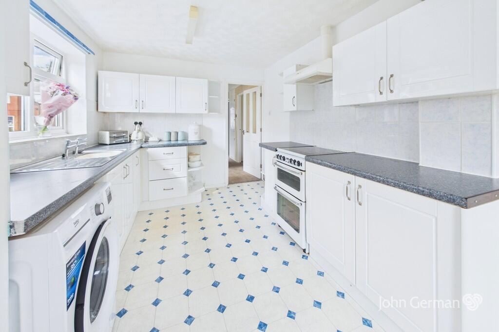 House in Leicester - View 5
