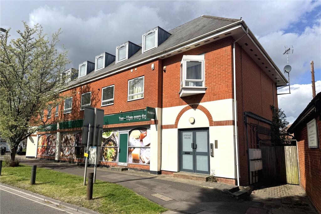 Main image of property: London Road, Hook, Hampshire, RG27