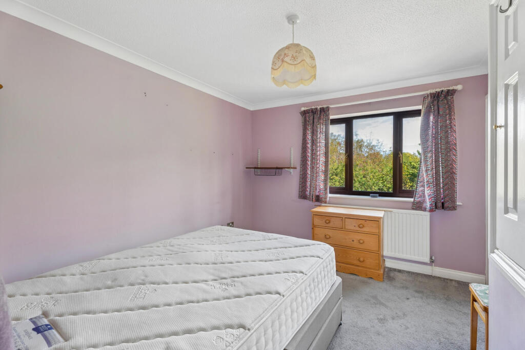 House in Maidenhead, North Town - More