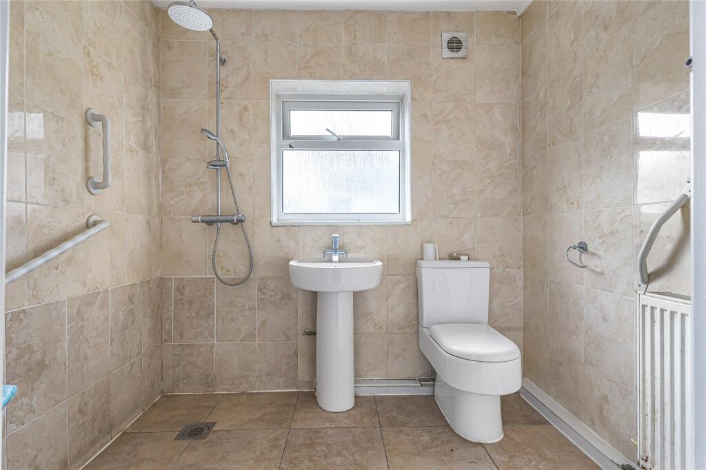 House in Rochester - View 5