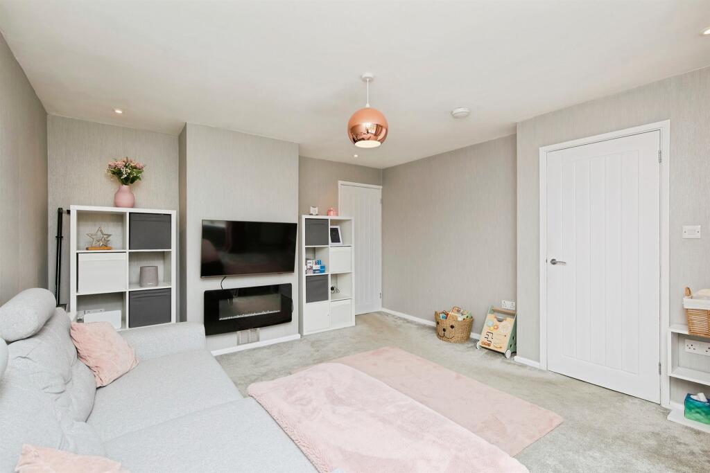 Cavan Drive, Chaddesden, Derby photo 4
