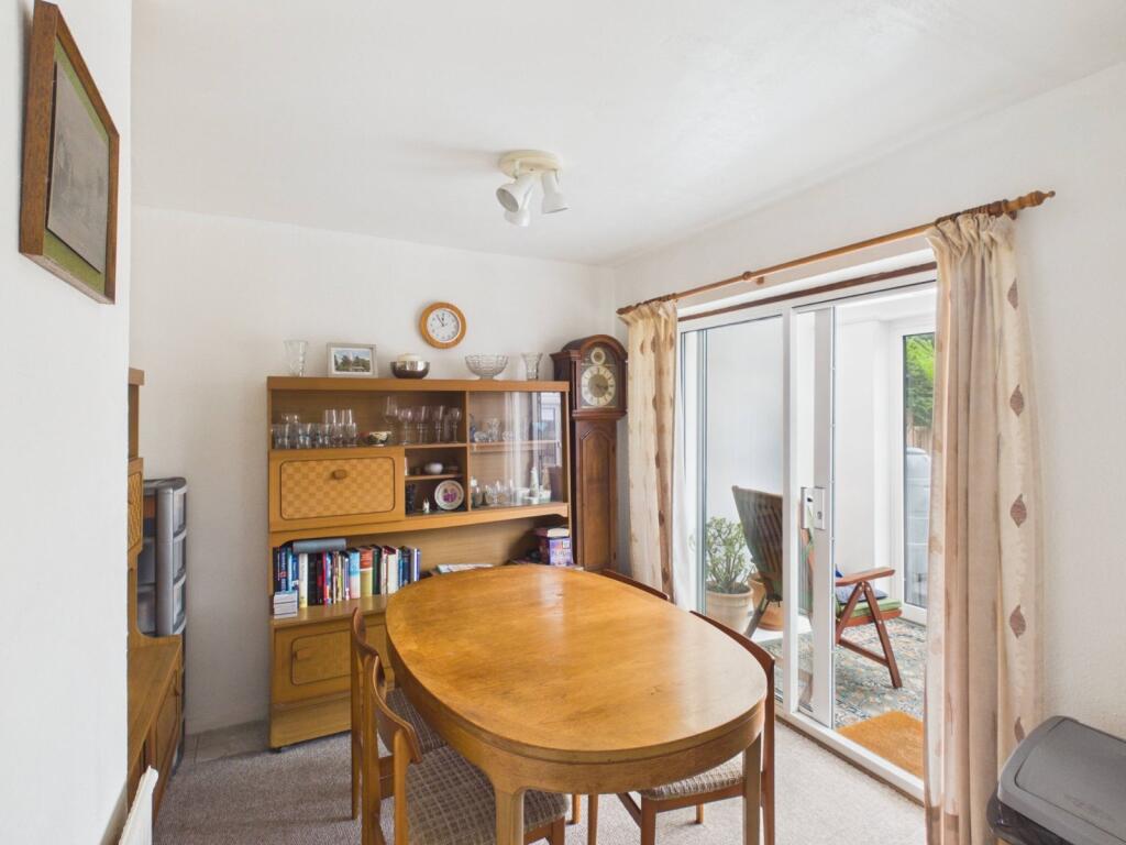 House in Slough - View 5
