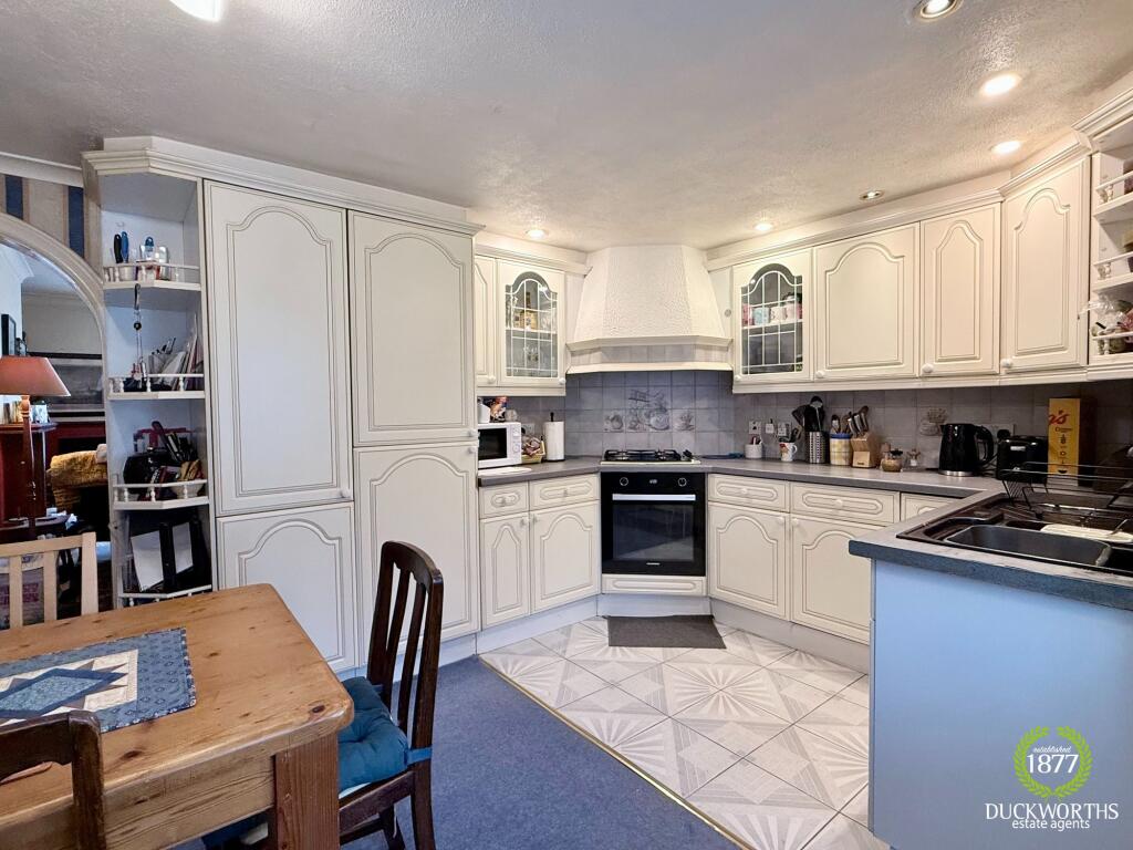House in Hyndburn, Oakenshaw - View 3