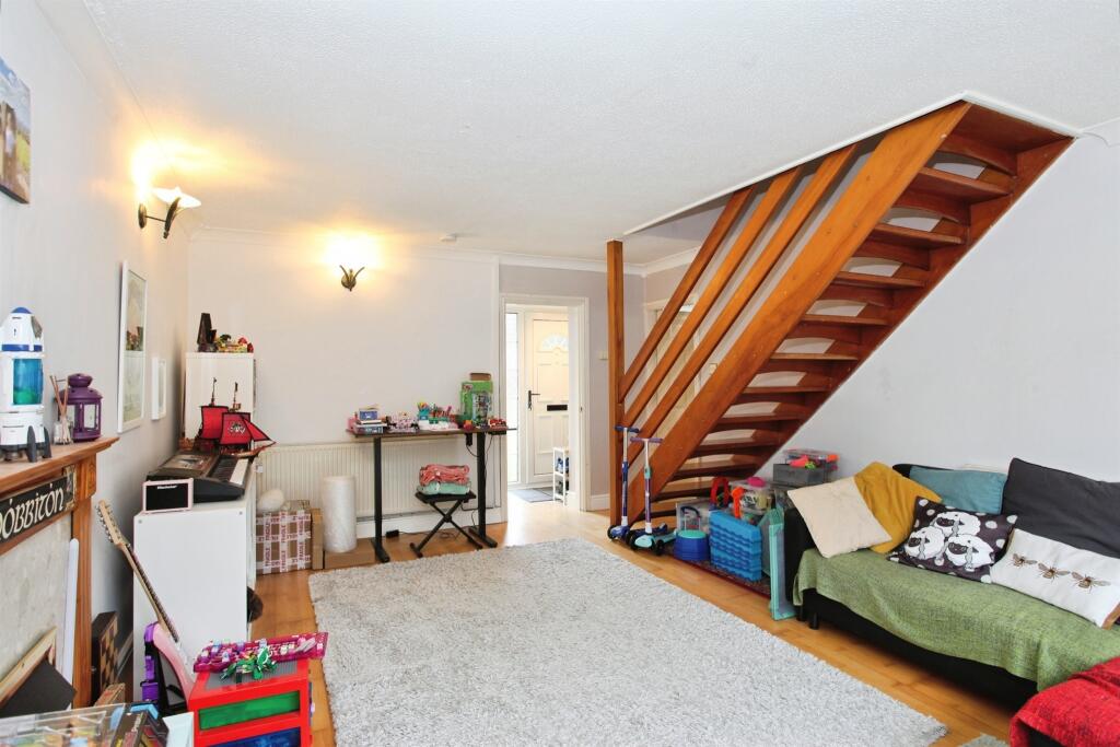 House in Gwaelod-y-garth, Morganstown, Radyr and Morganstown - View 3